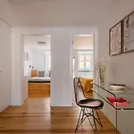 Principe Real Hideaway By Praca Das Flores By Nestatlisbon Lisboa