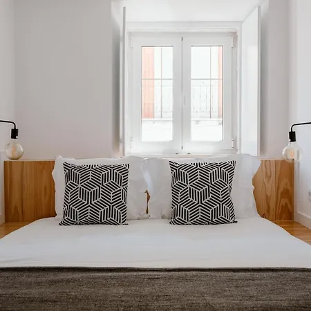 Principe Real Hideaway By Praca Flores By Nestatlisbon *