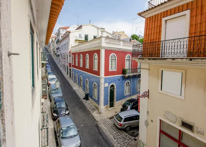 Apartment Principe Real Hideaway By Praca Das Flores Lisbon